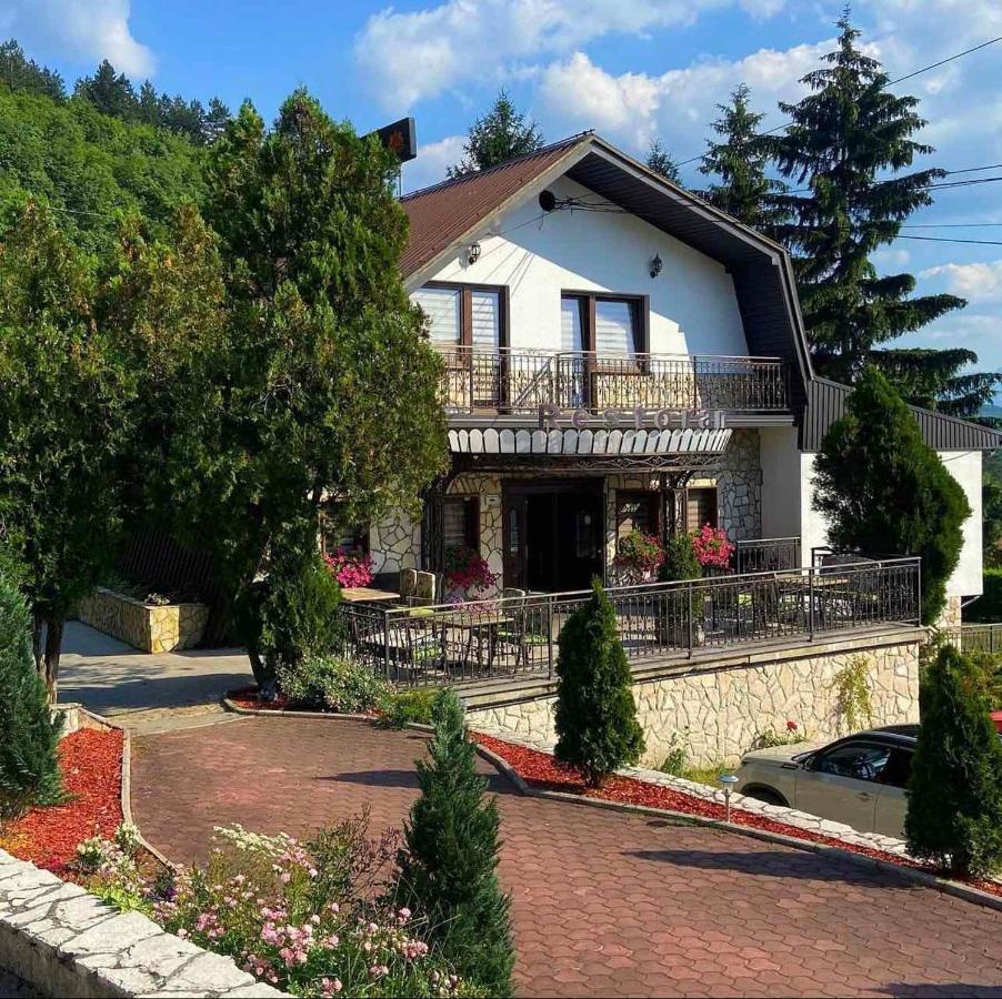 Hotel Bob Сараево Екстериор снимка