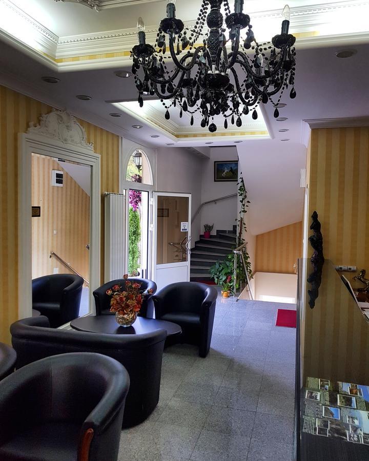 Hotel Bob Сараево Екстериор снимка