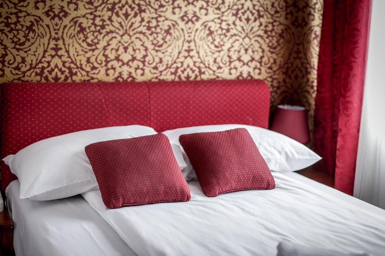 Hotel Bob Сараево Екстериор снимка