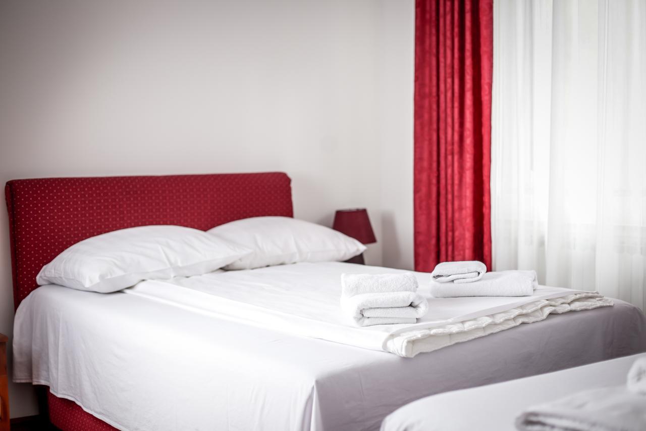 Hotel Bob Сараево Екстериор снимка