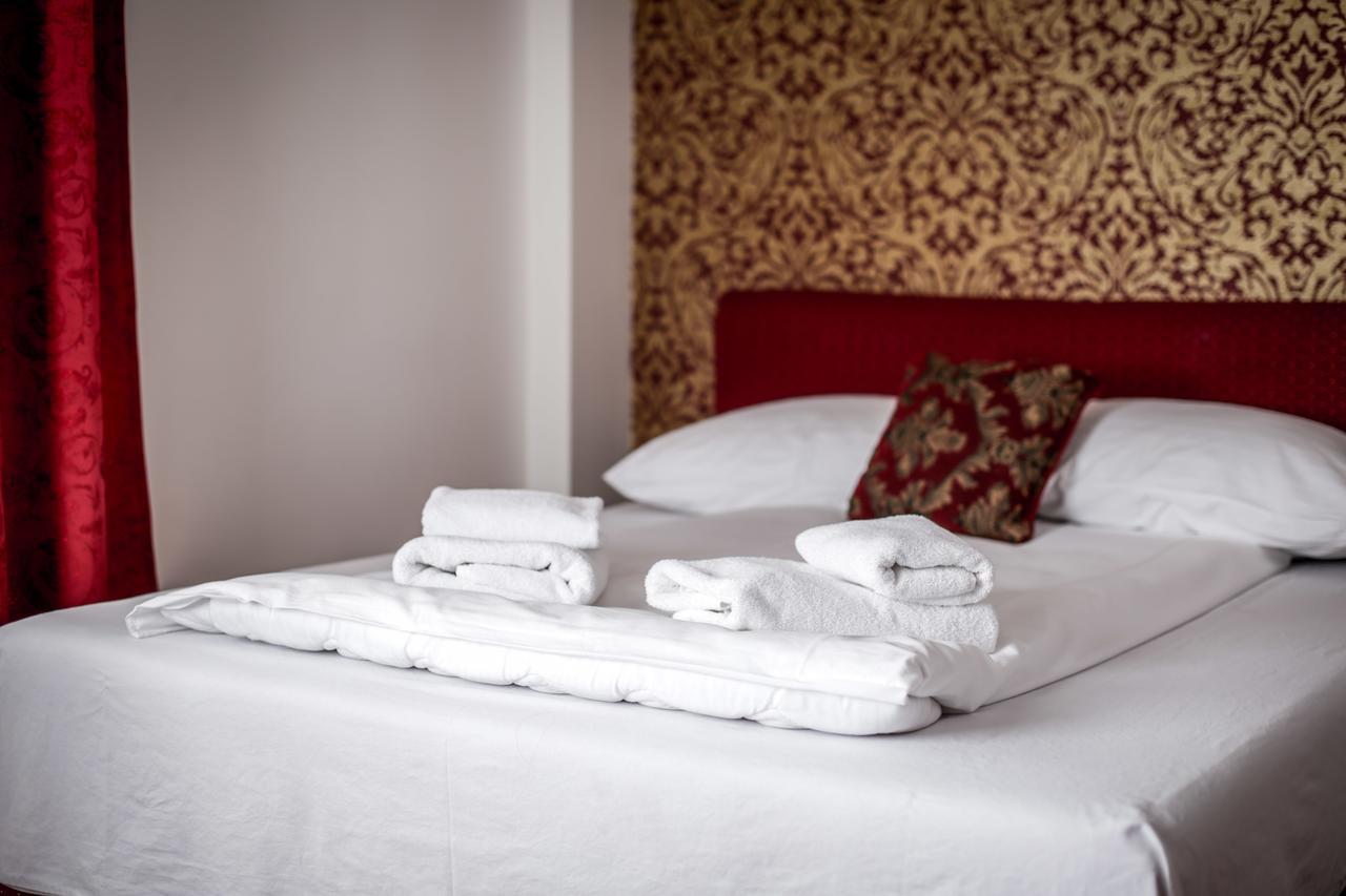 Hotel Bob Сараево Екстериор снимка