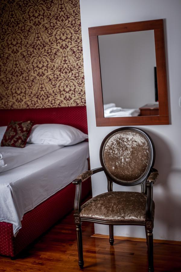 Hotel Bob Сараево Екстериор снимка