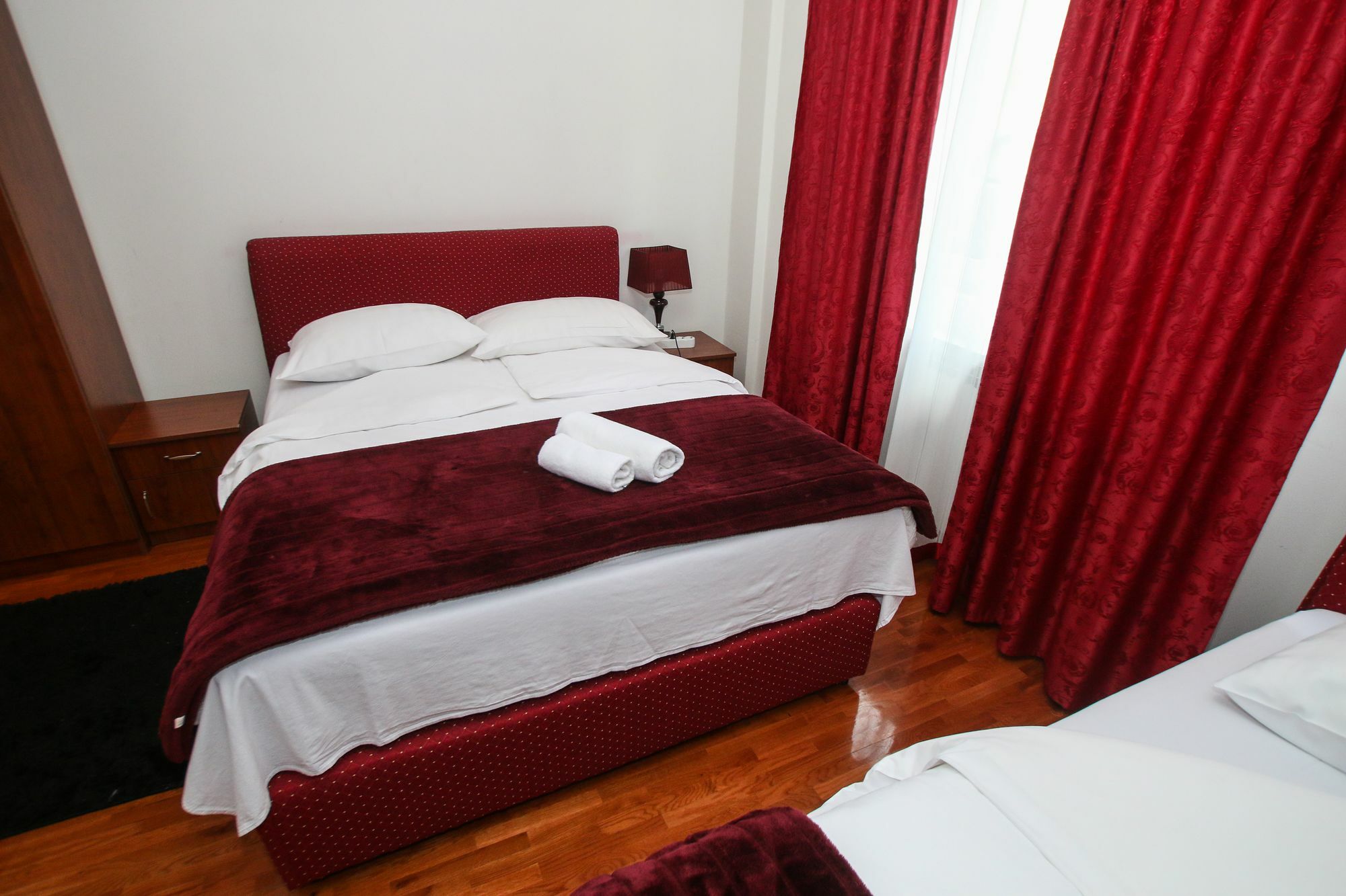 Hotel Bob Сараево Екстериор снимка